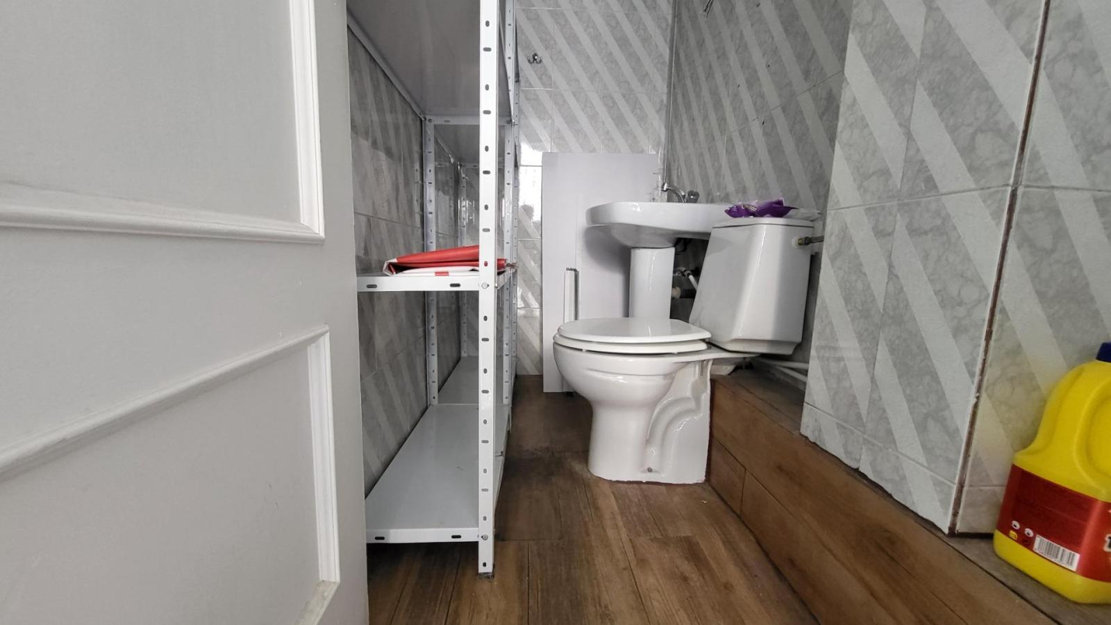 Premise for Rent in Ávila