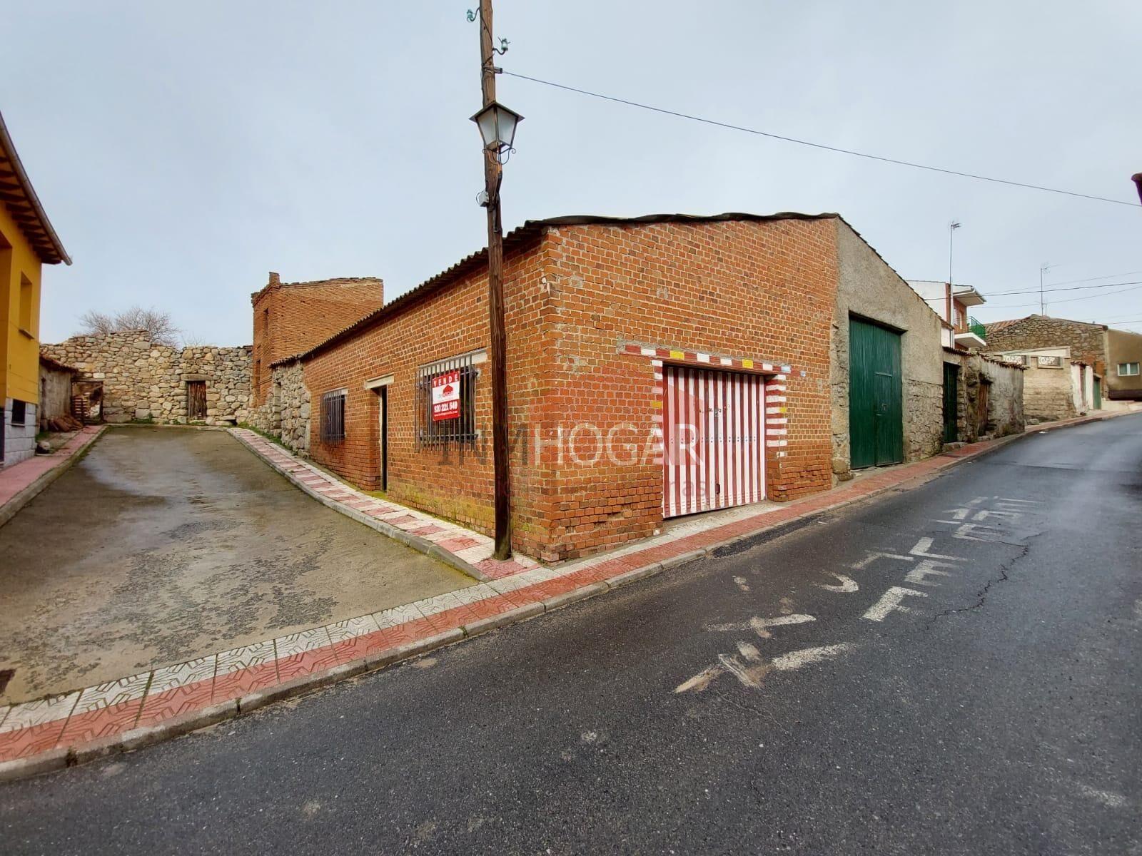 House for Sale in Muñana