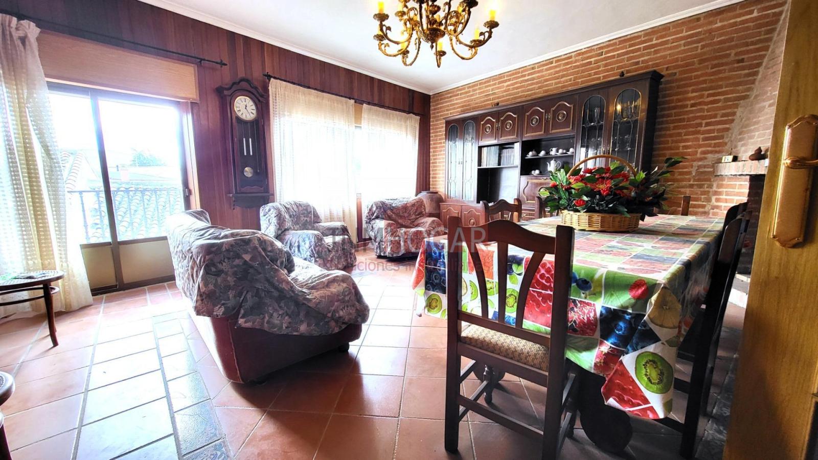Chalet for Sale in Aldeaseca de la Frontera