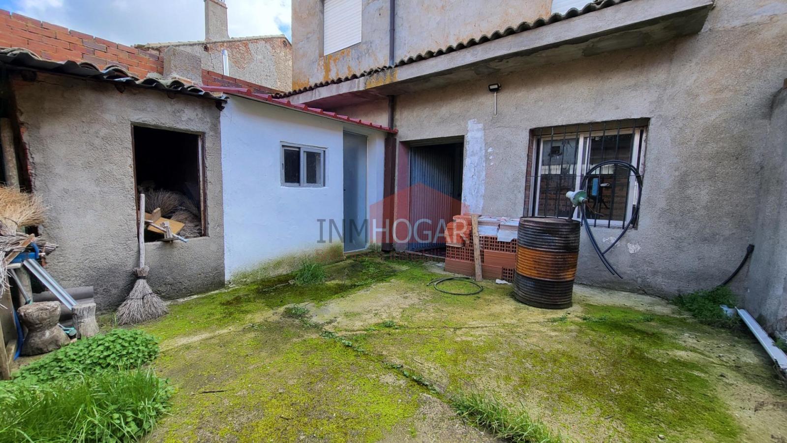 Chalet for Sale in Aldeaseca de la Frontera