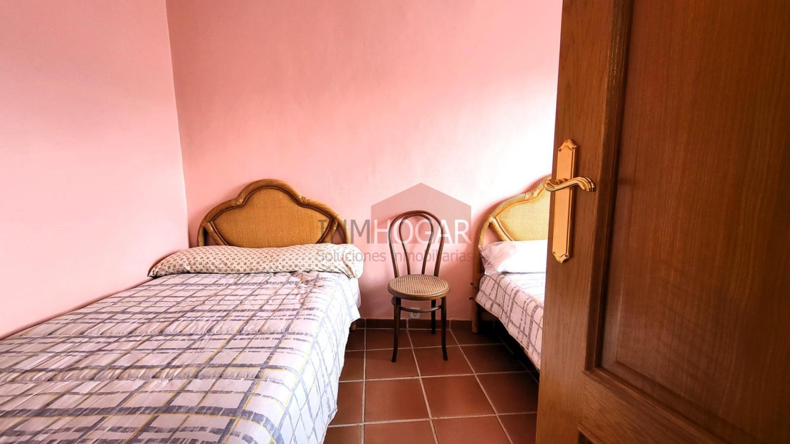 Chalet for Sale in Aldeaseca de la Frontera