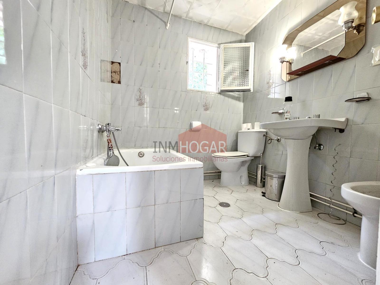 Chalet for Sale in Herradón de Pinares