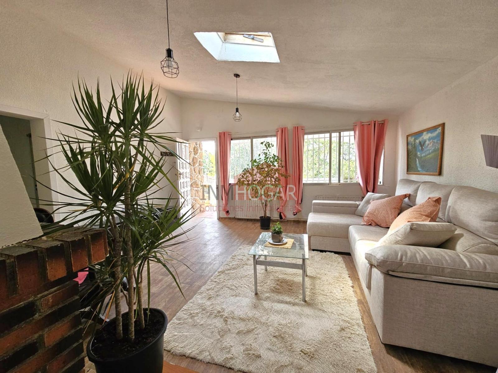 Chalet for Sale in Herradón de Pinares