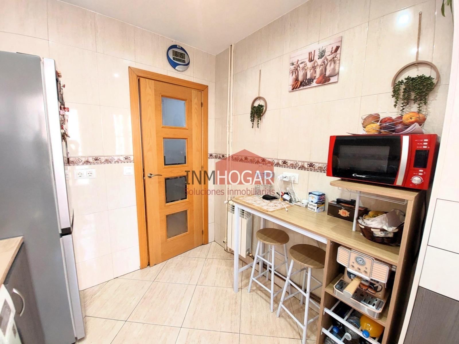 Flat for Sale in Ávila