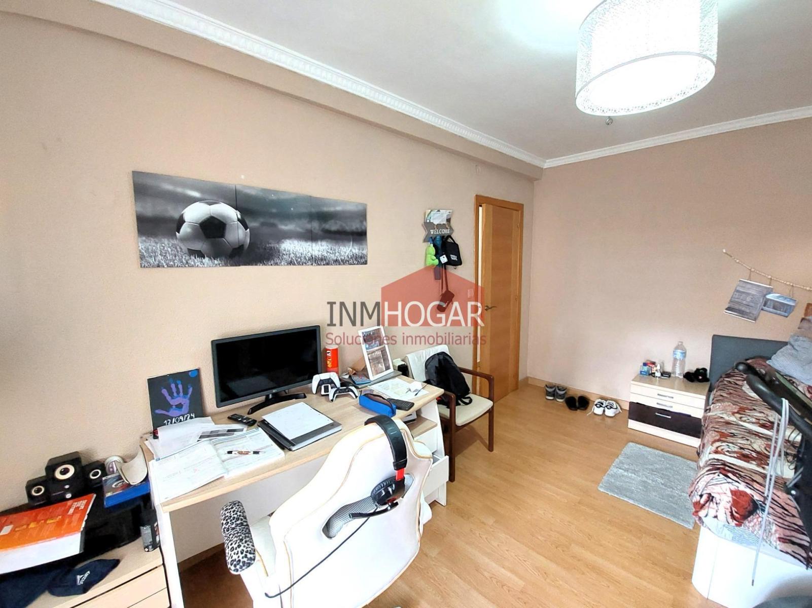 Flat for Sale in Ávila