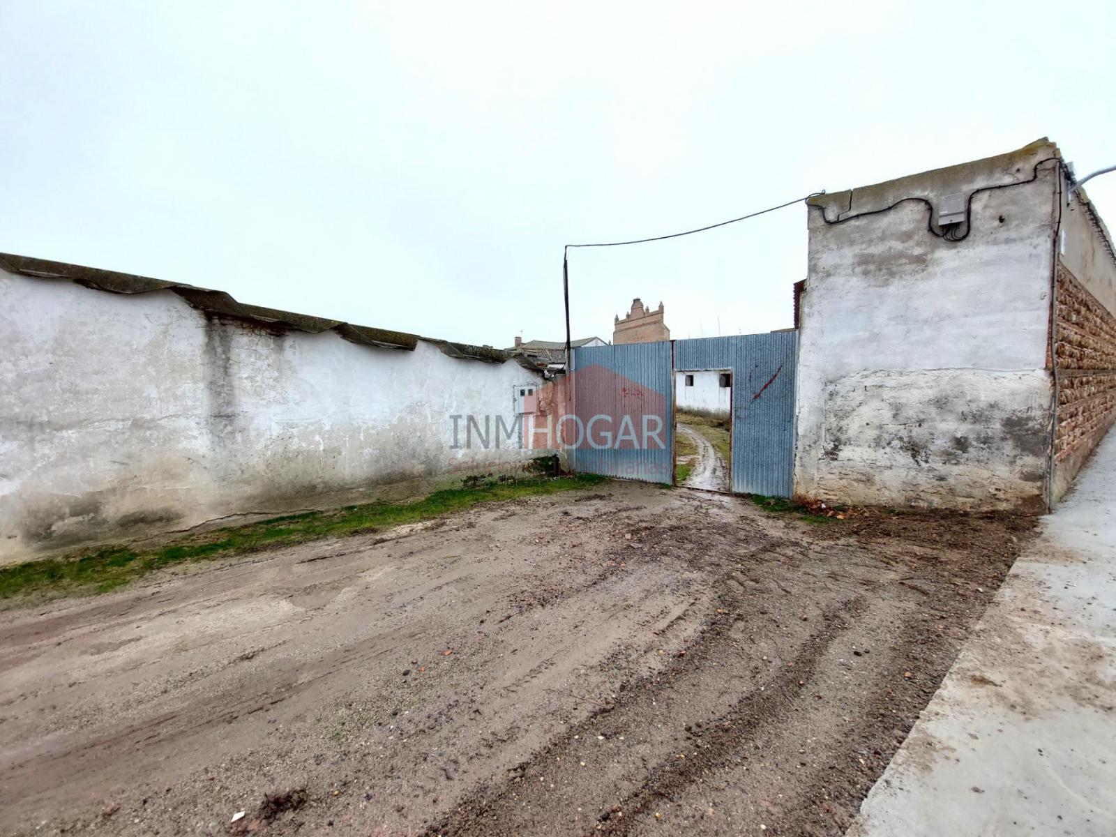 Nave en Venta en Adanero