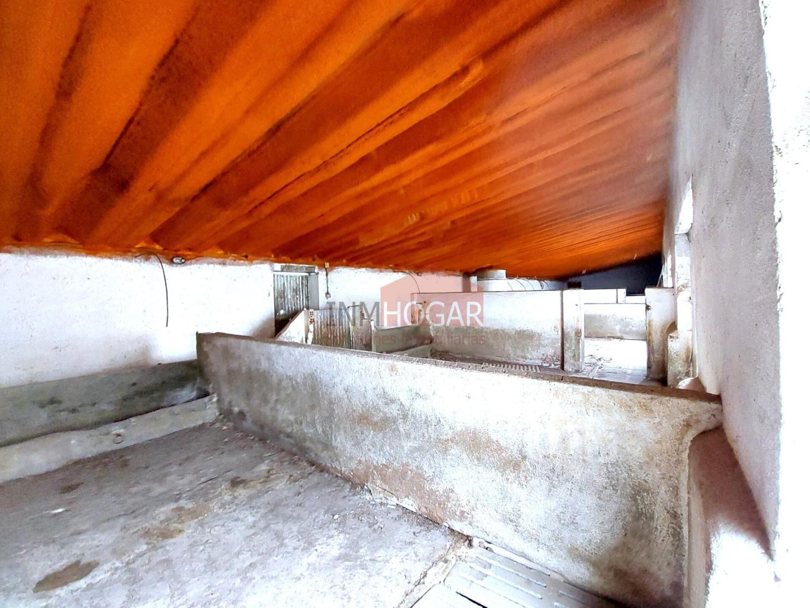 Nave en Venta en Adanero