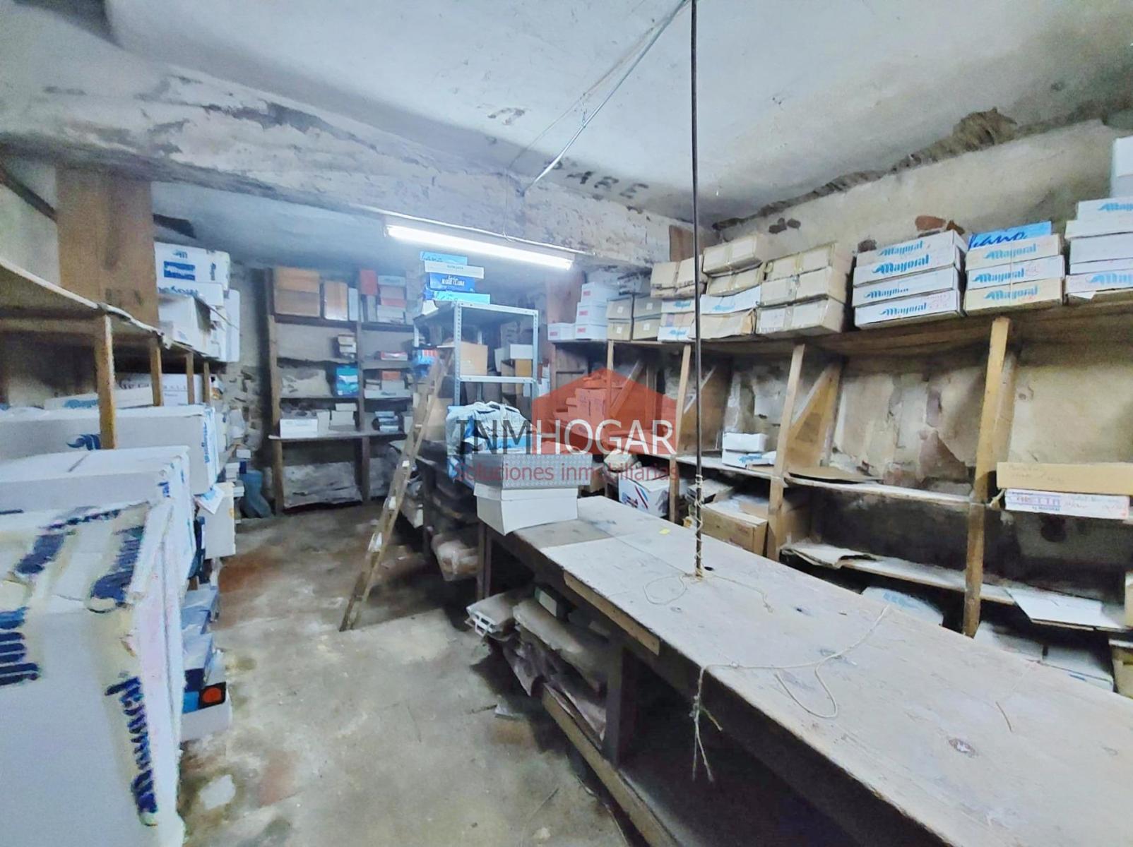 Premise for Sale in Arévalo