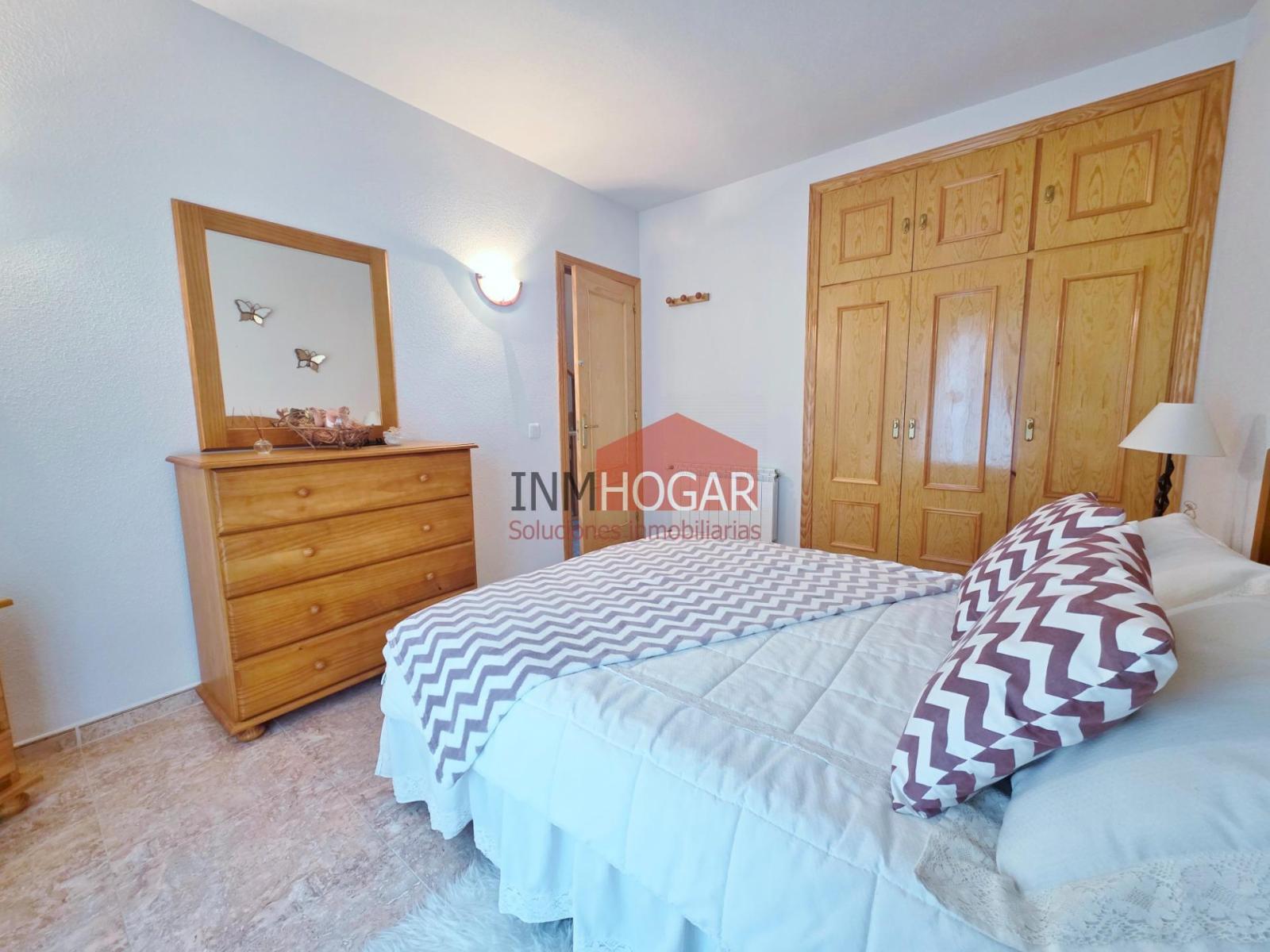 Adosado en Venta en Navaluenga