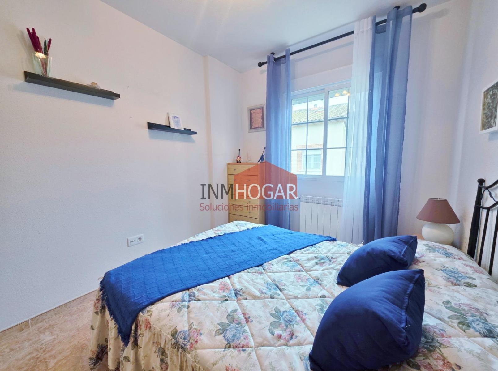 Adosado en Venta en Navaluenga
