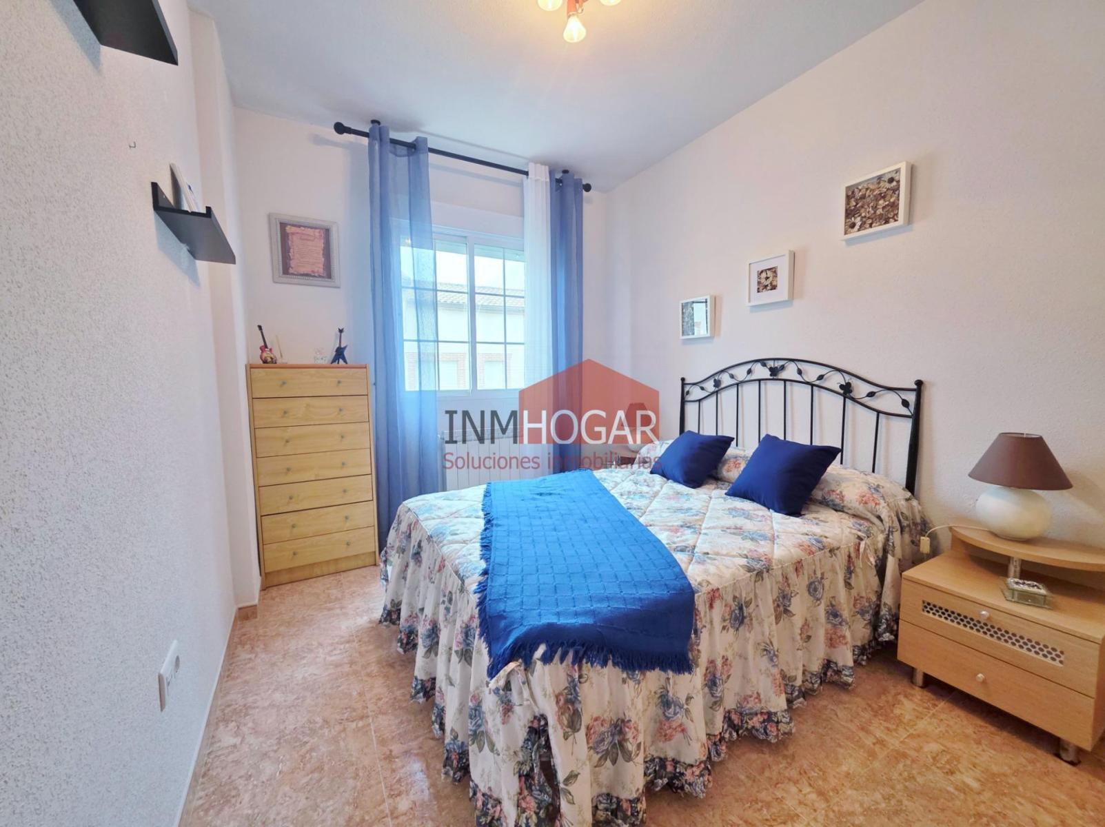 Adosado en Venta en Navaluenga