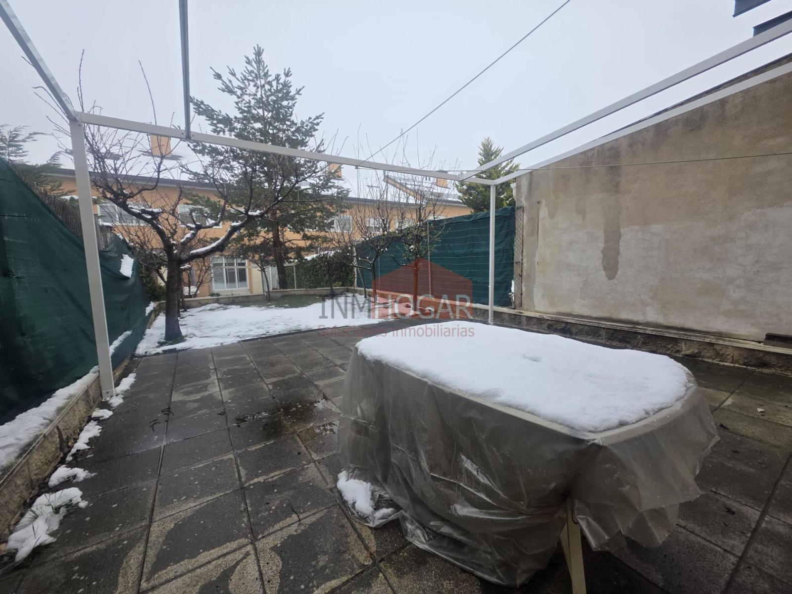 Chalet for Rent in Ávila