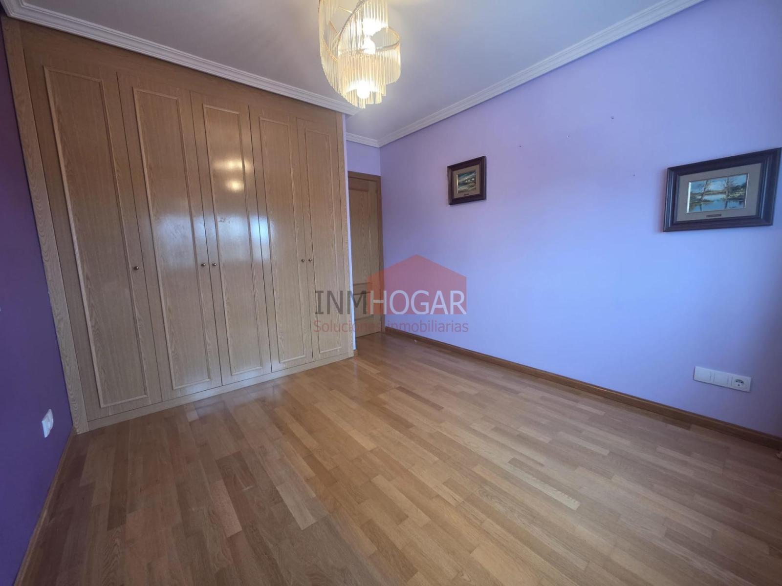 Chalet for Rent in Ávila