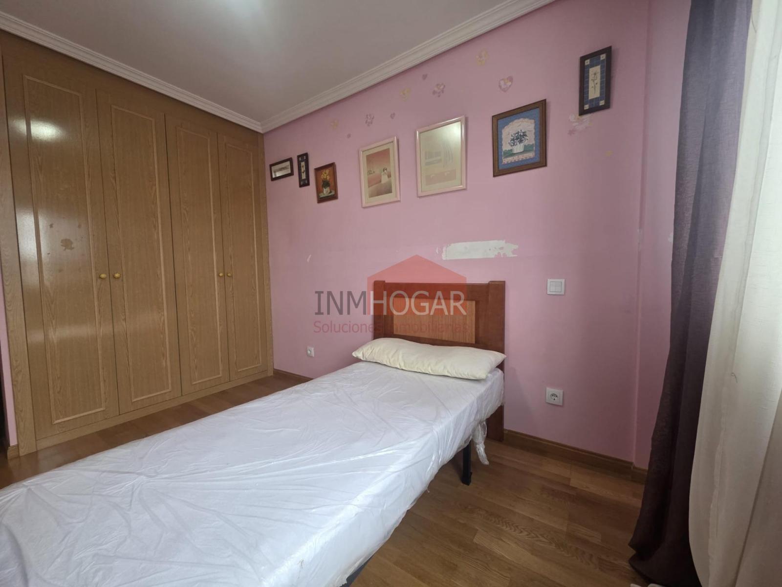 Chalet for Rent in Ávila