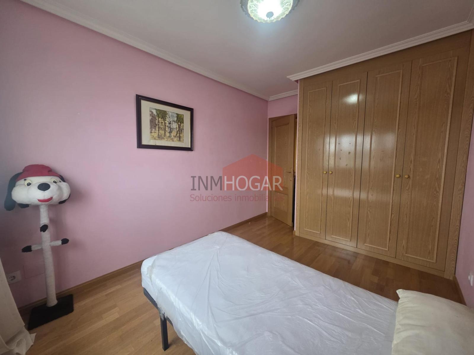 Chalet for Rent in Ávila