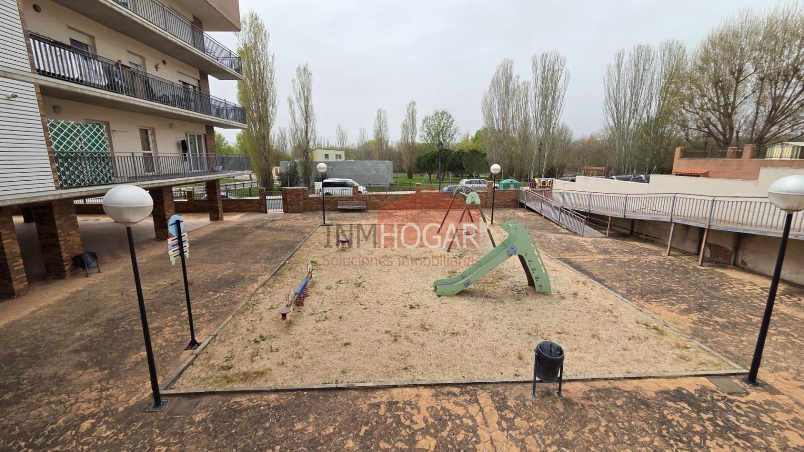 Flat for Sale in Ávila