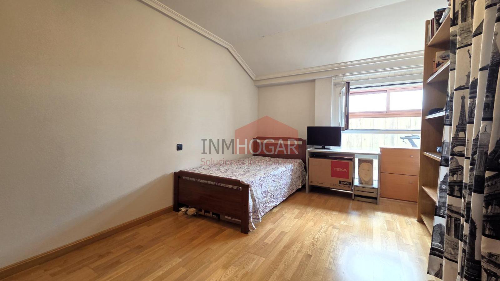 Flat for Sale in Ávila