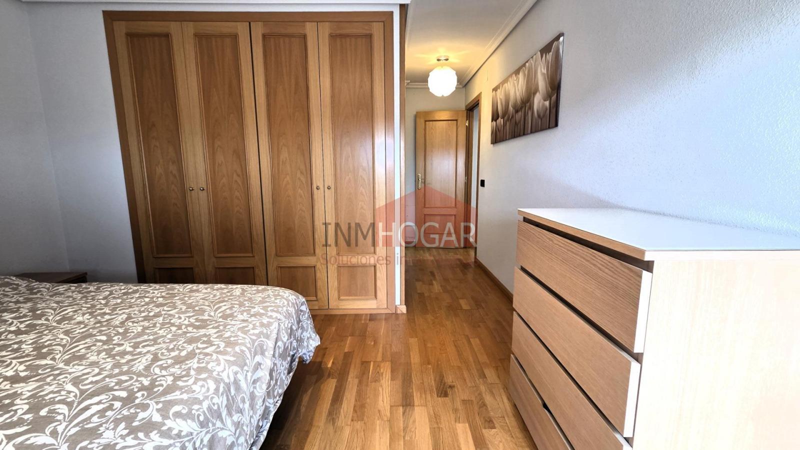 Flat for Sale in Ávila