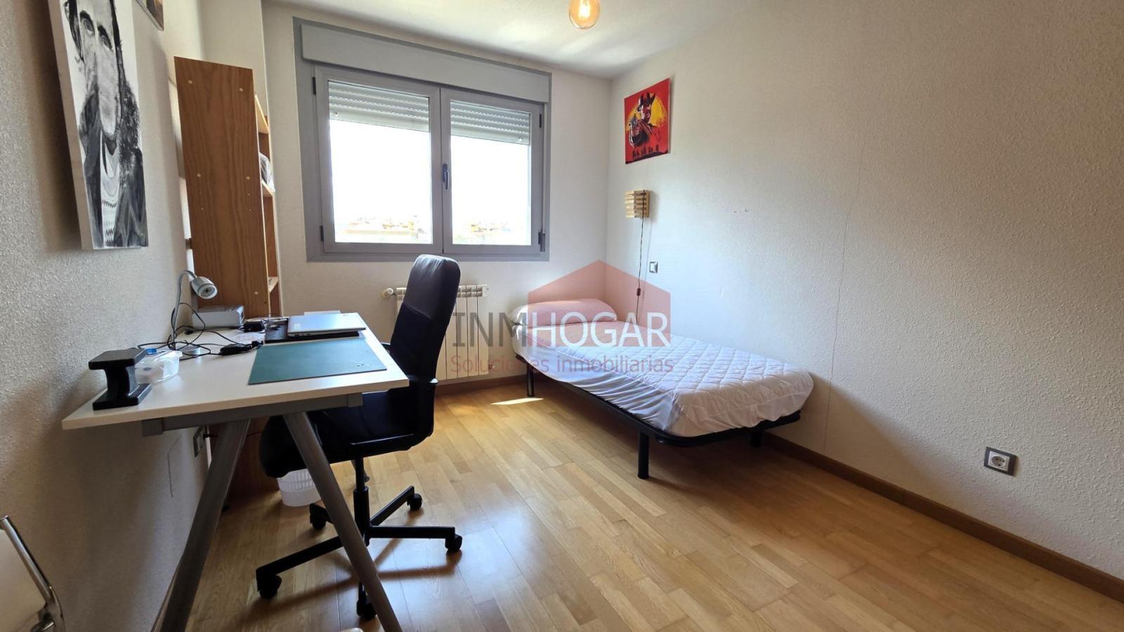 Flat for Sale in Ávila