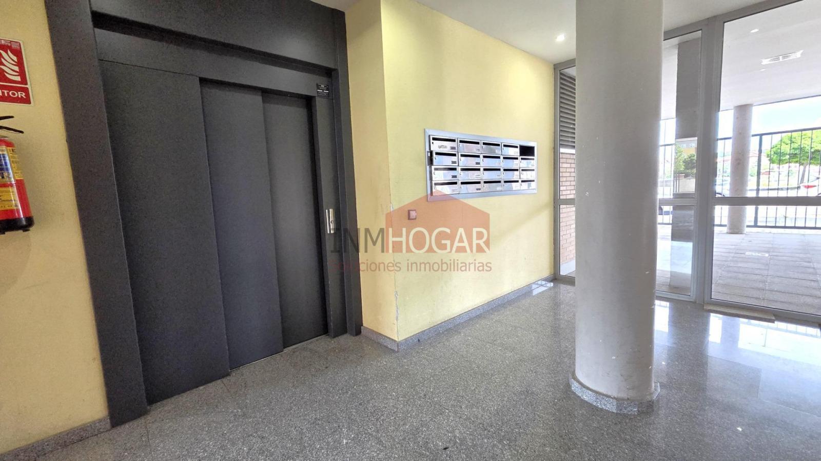 Flat for Sale in Ávila