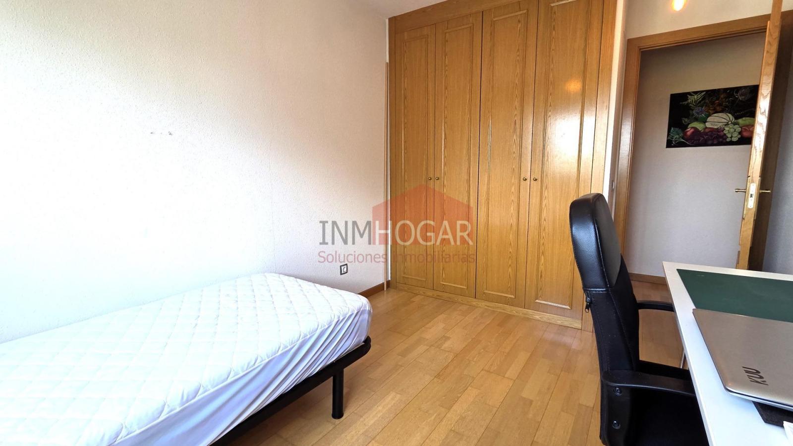 Flat for Sale in Ávila