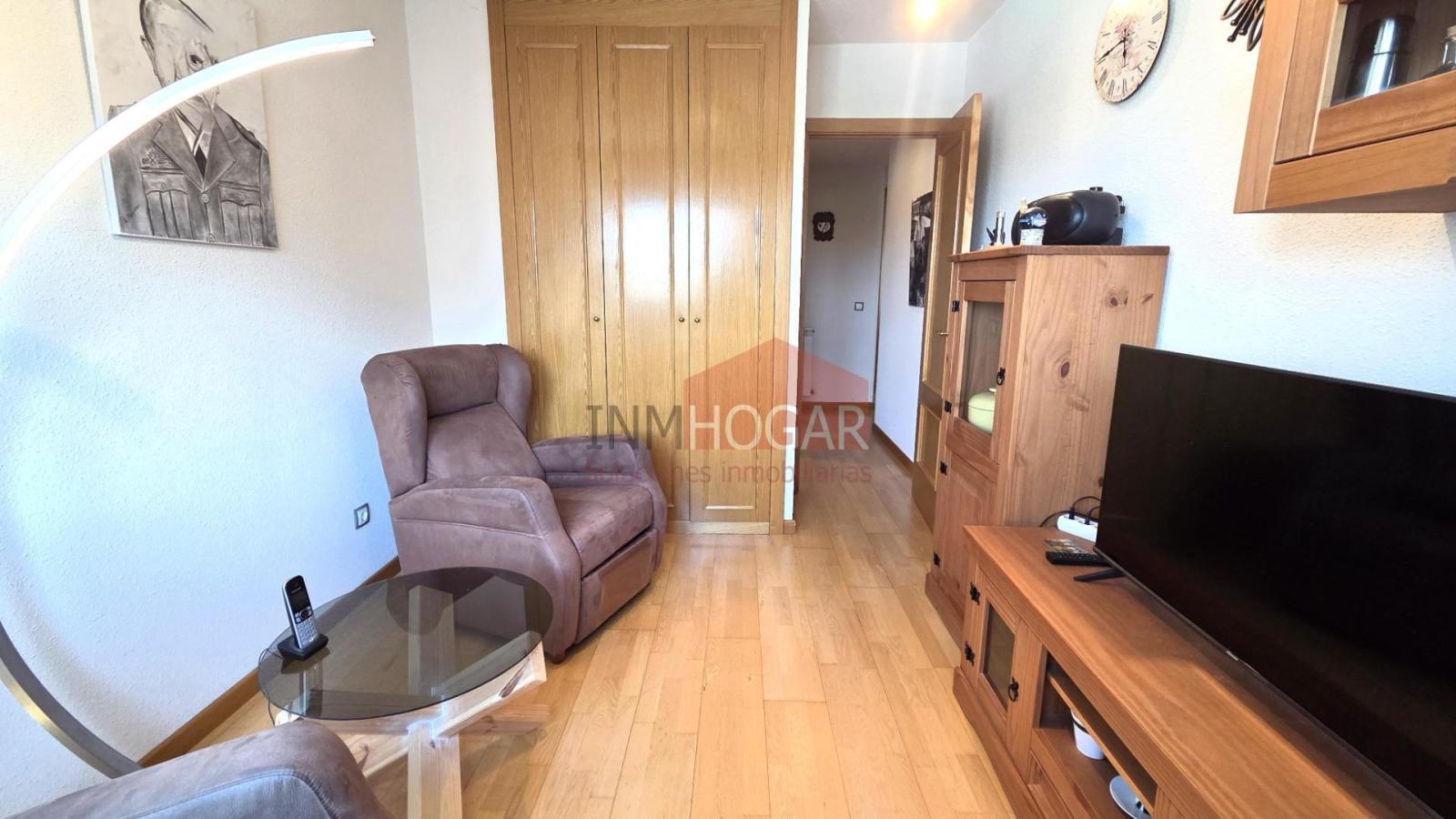 Flat for Sale in Ávila