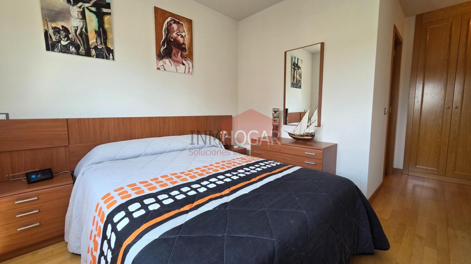 Flat for Sale in Ávila