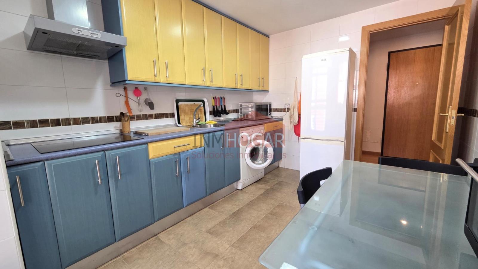 Flat for Sale in Ávila