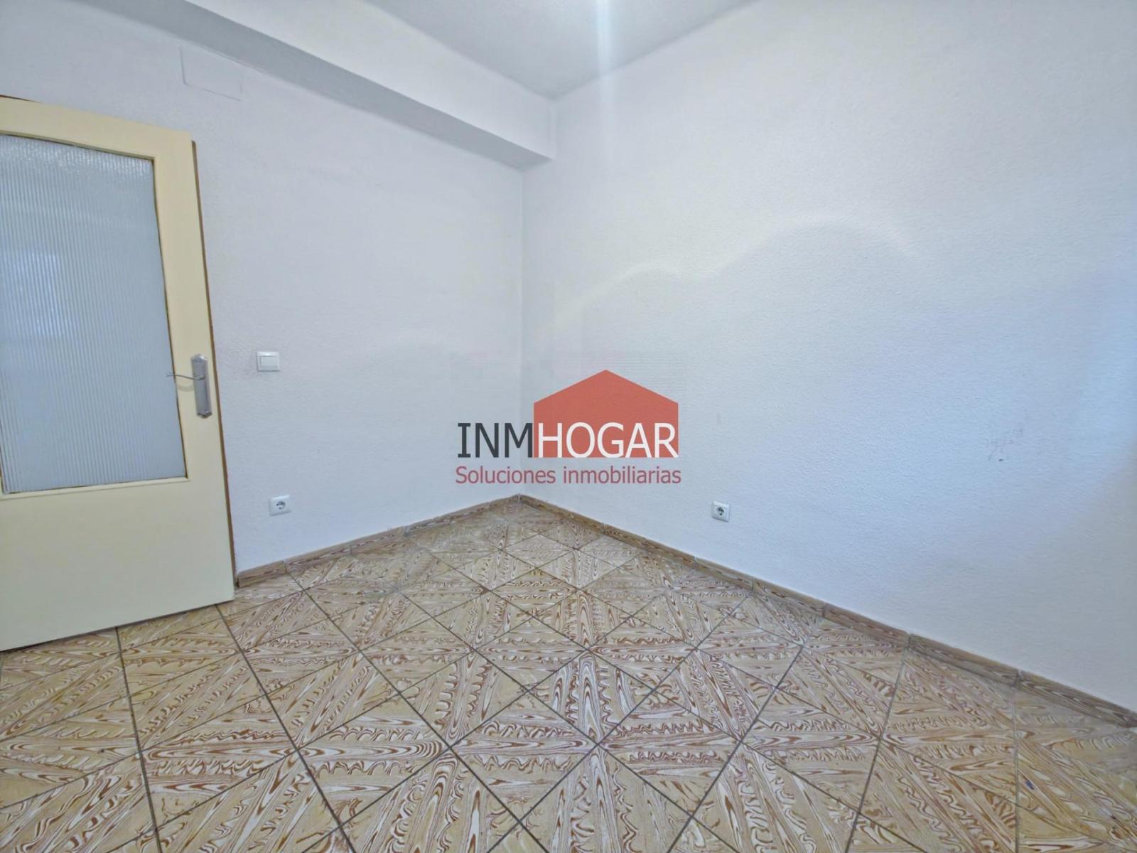 Flat for Sale in Ávila