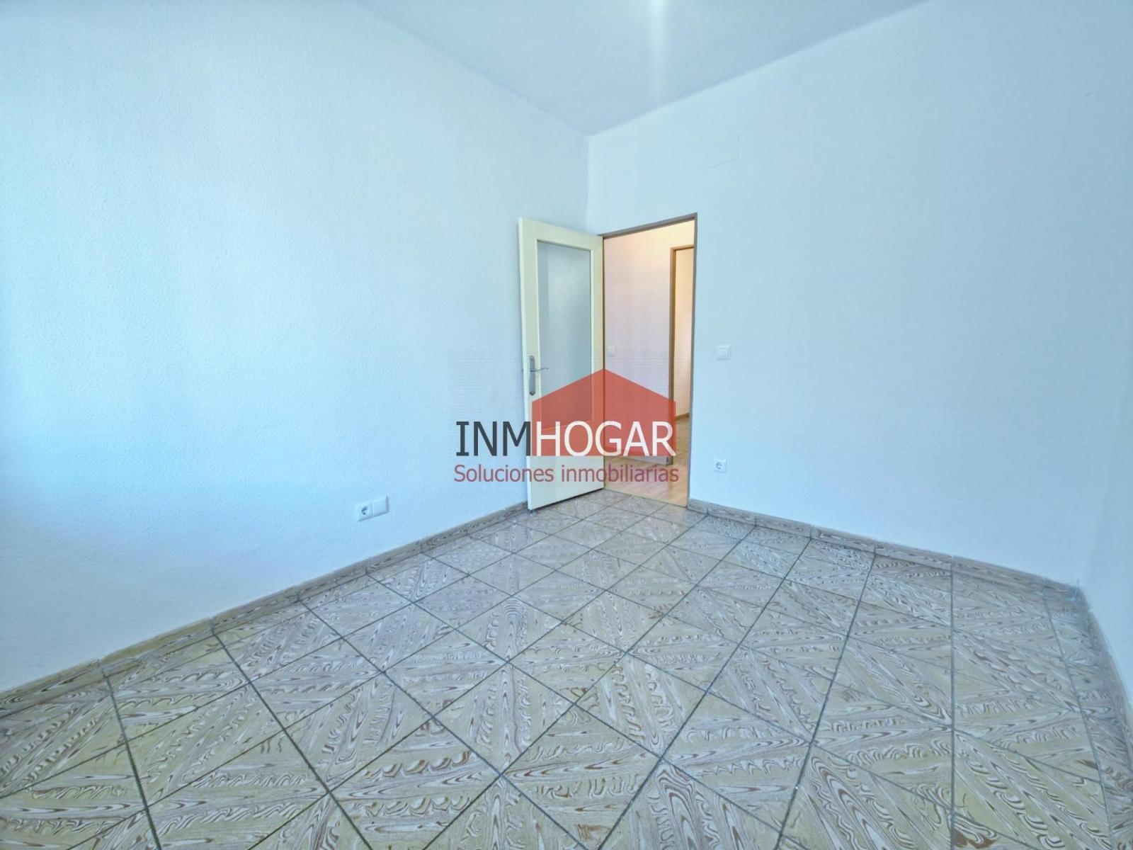 Flat for Sale in Ávila