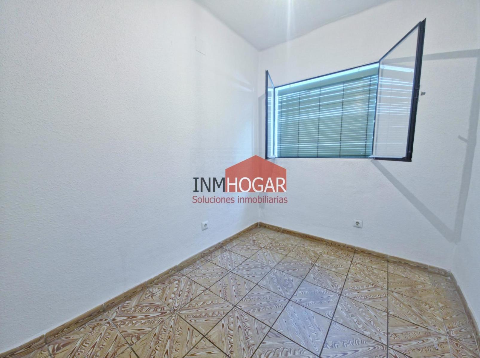 Flat for Sale in Ávila