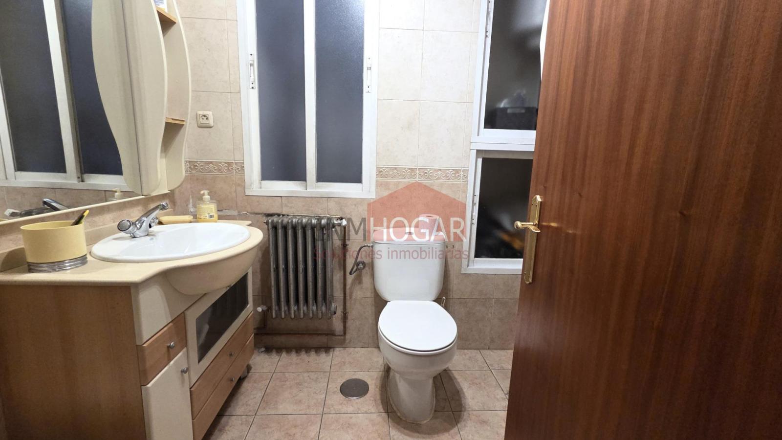 Flat for Sale in Ávila