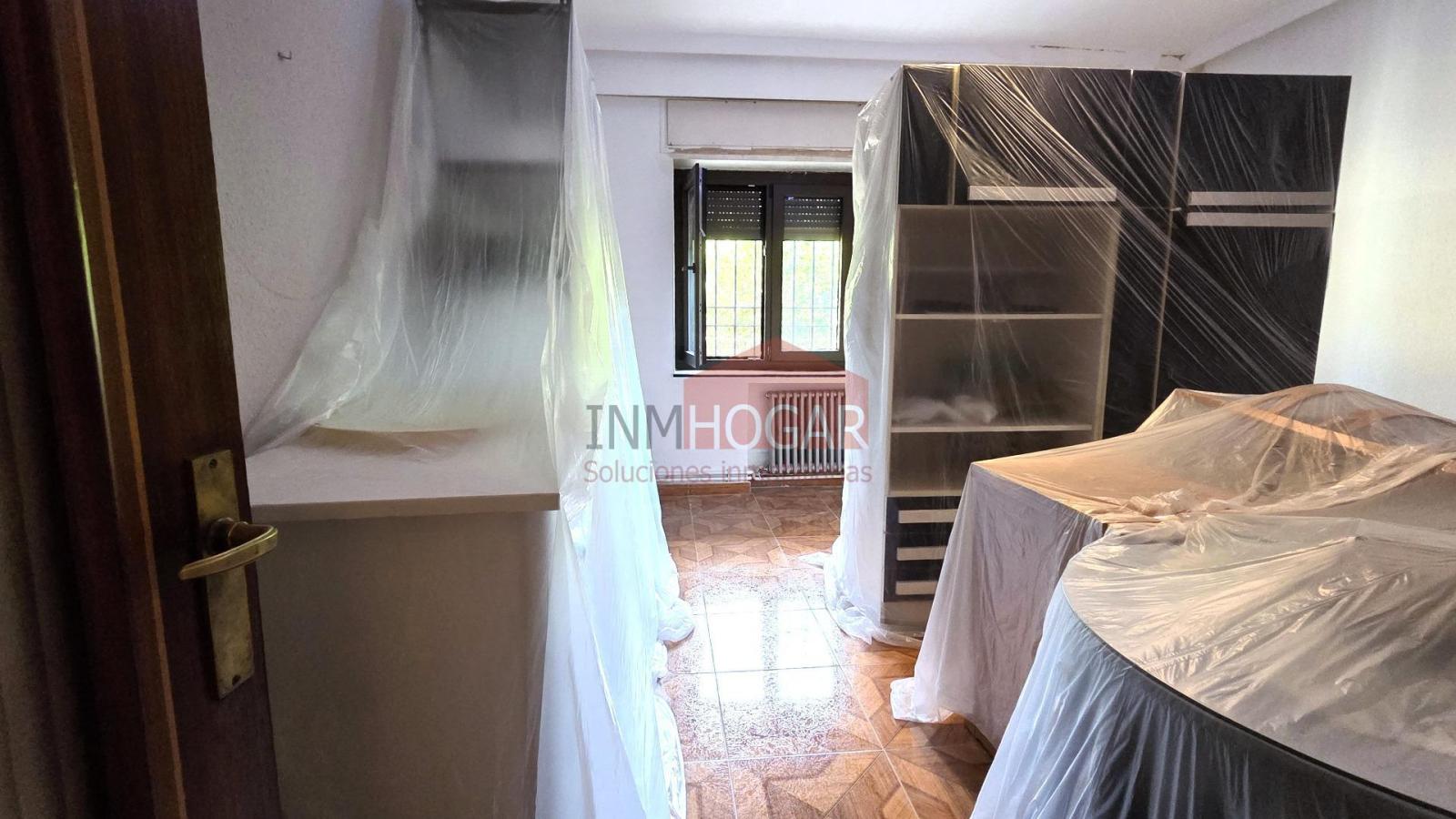 Flat for Sale in Ávila