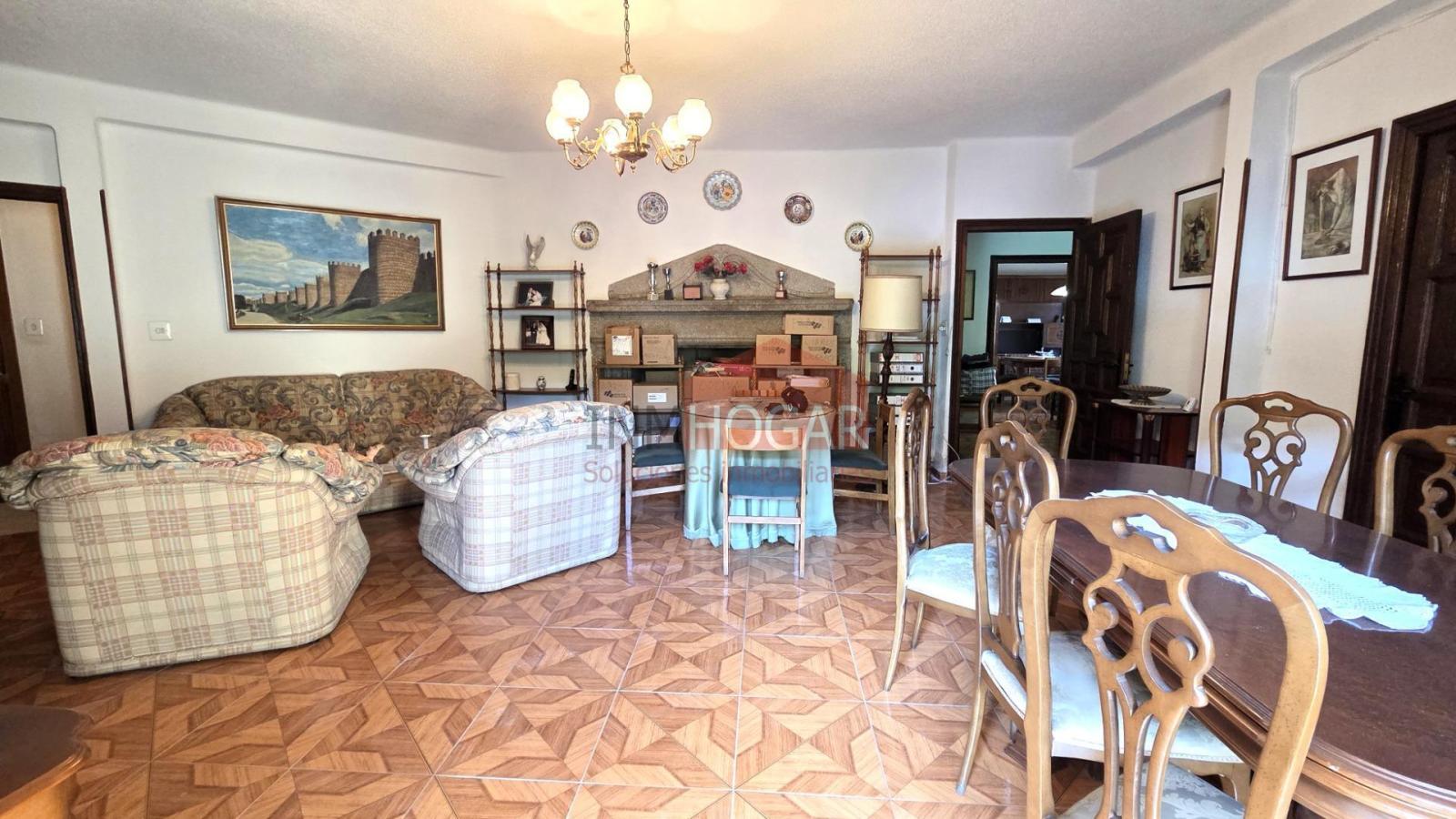 Flat for Sale in Ávila
