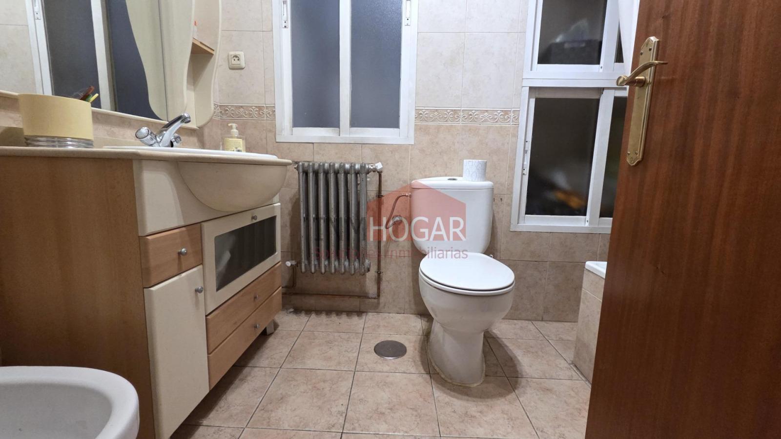 Flat for Sale in Ávila