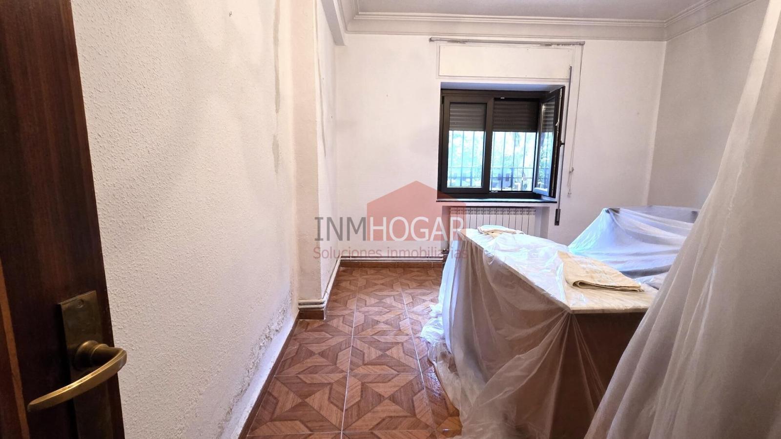 Flat for Sale in Ávila