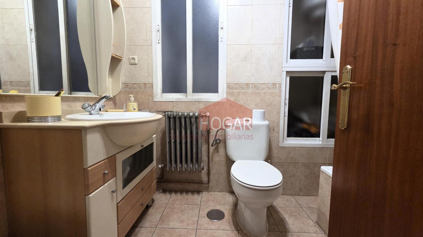 Flat for Sale in Ávila