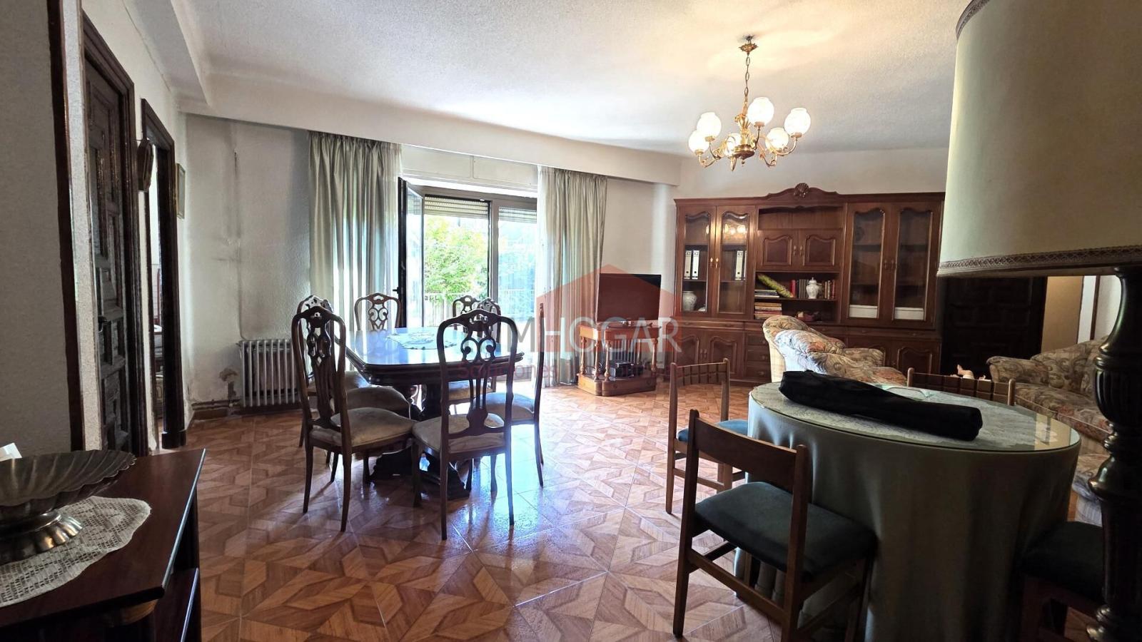 Flat for Sale in Ávila