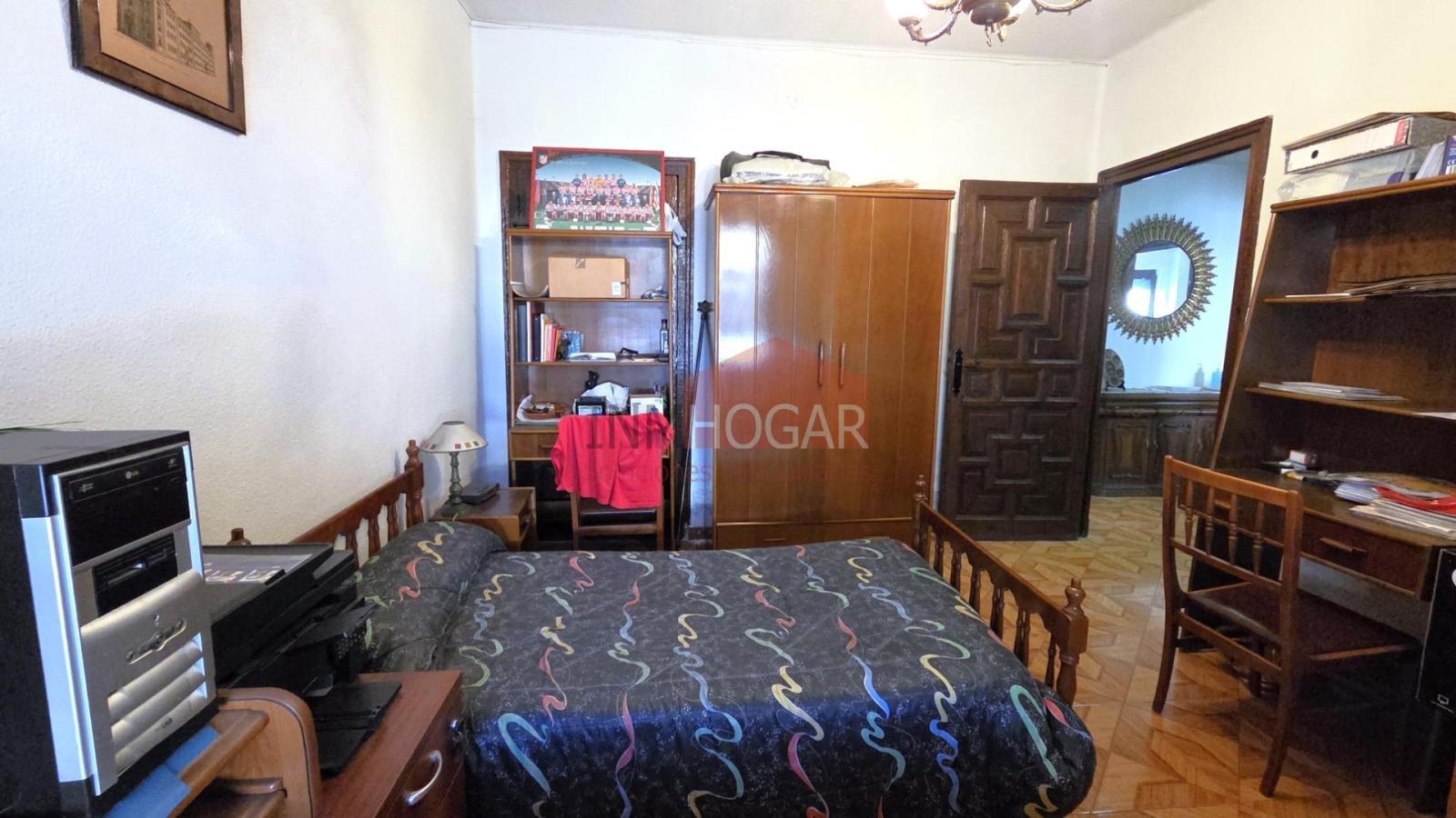 Flat for Sale in Ávila