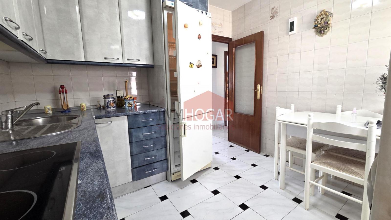 Flat for Sale in Ávila