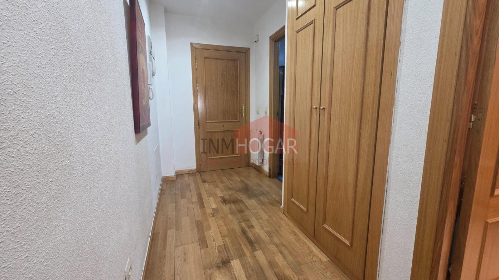 Flat for Sale in Ávila
