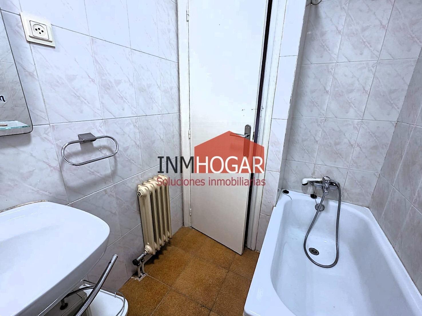 Flat for Sale in Ávila