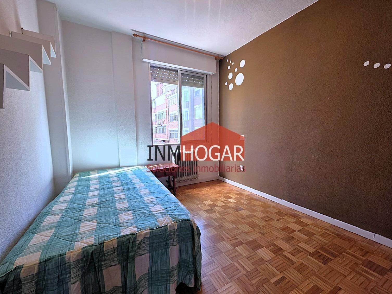 Flat for Sale in Ávila