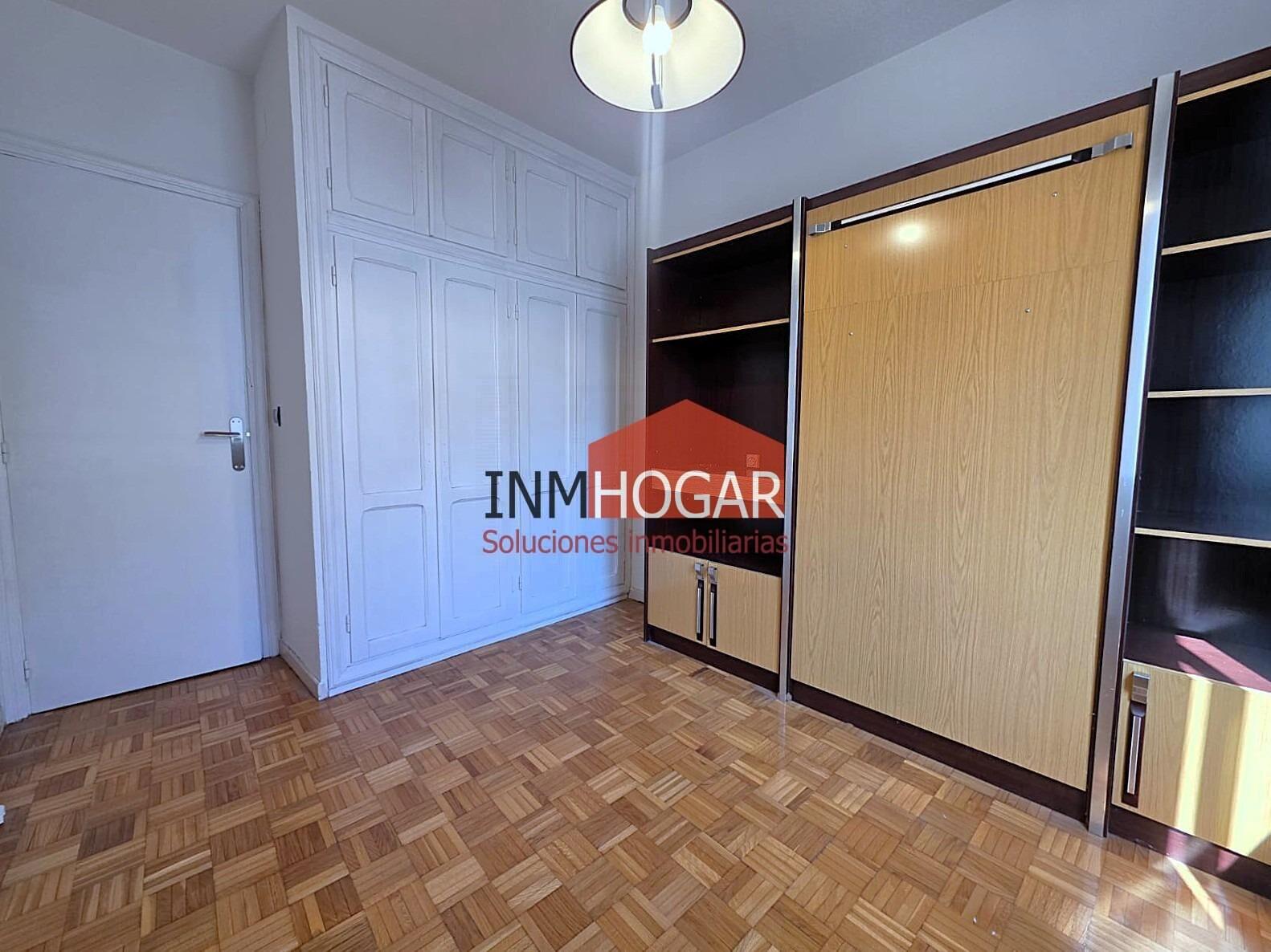 Flat for Sale in Ávila