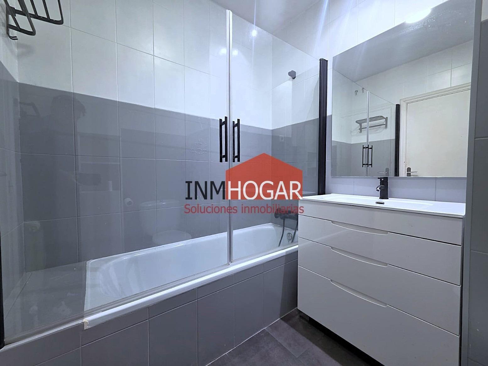 Flat for Sale in Ávila