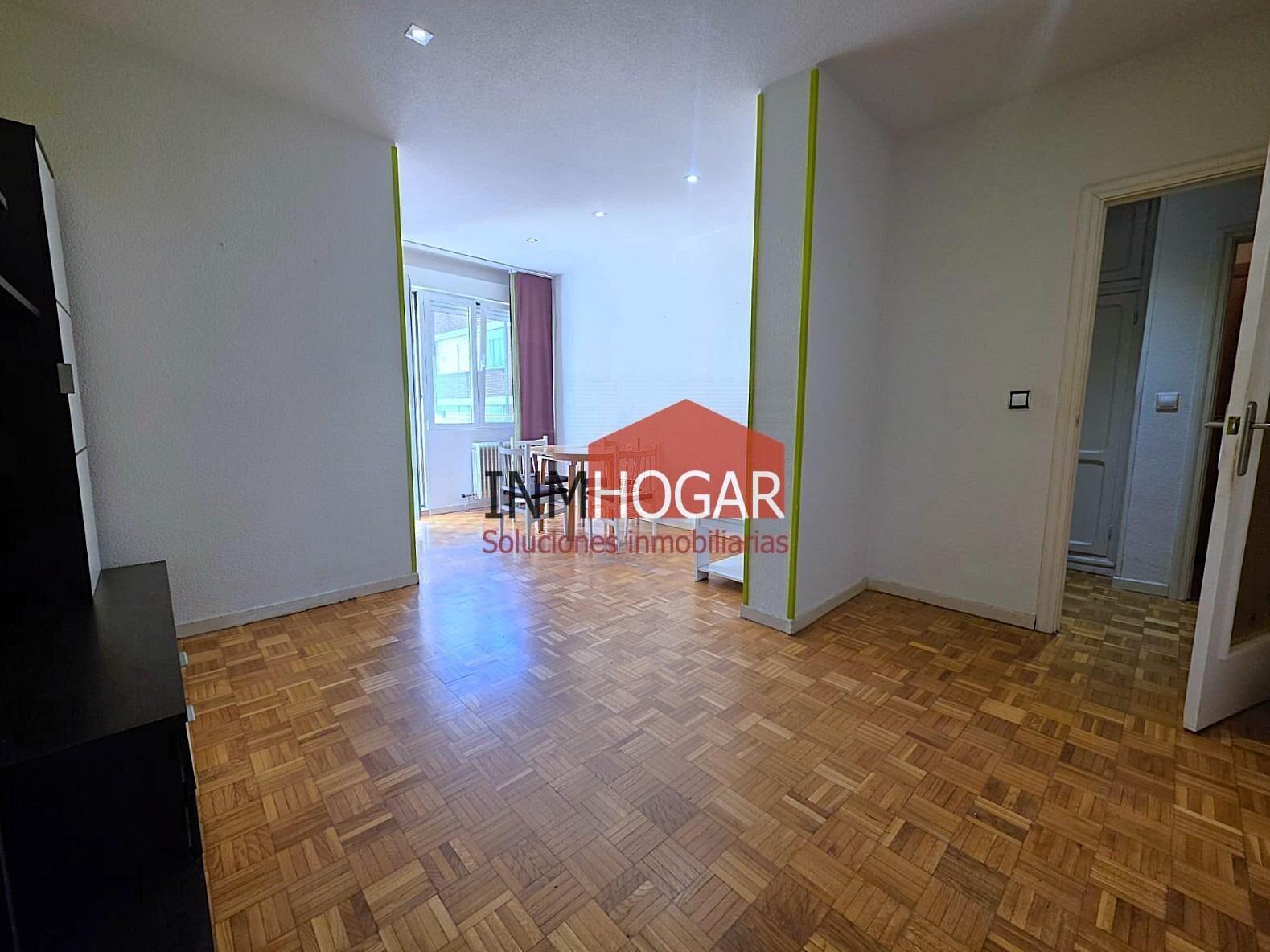 Flat for Sale in Ávila