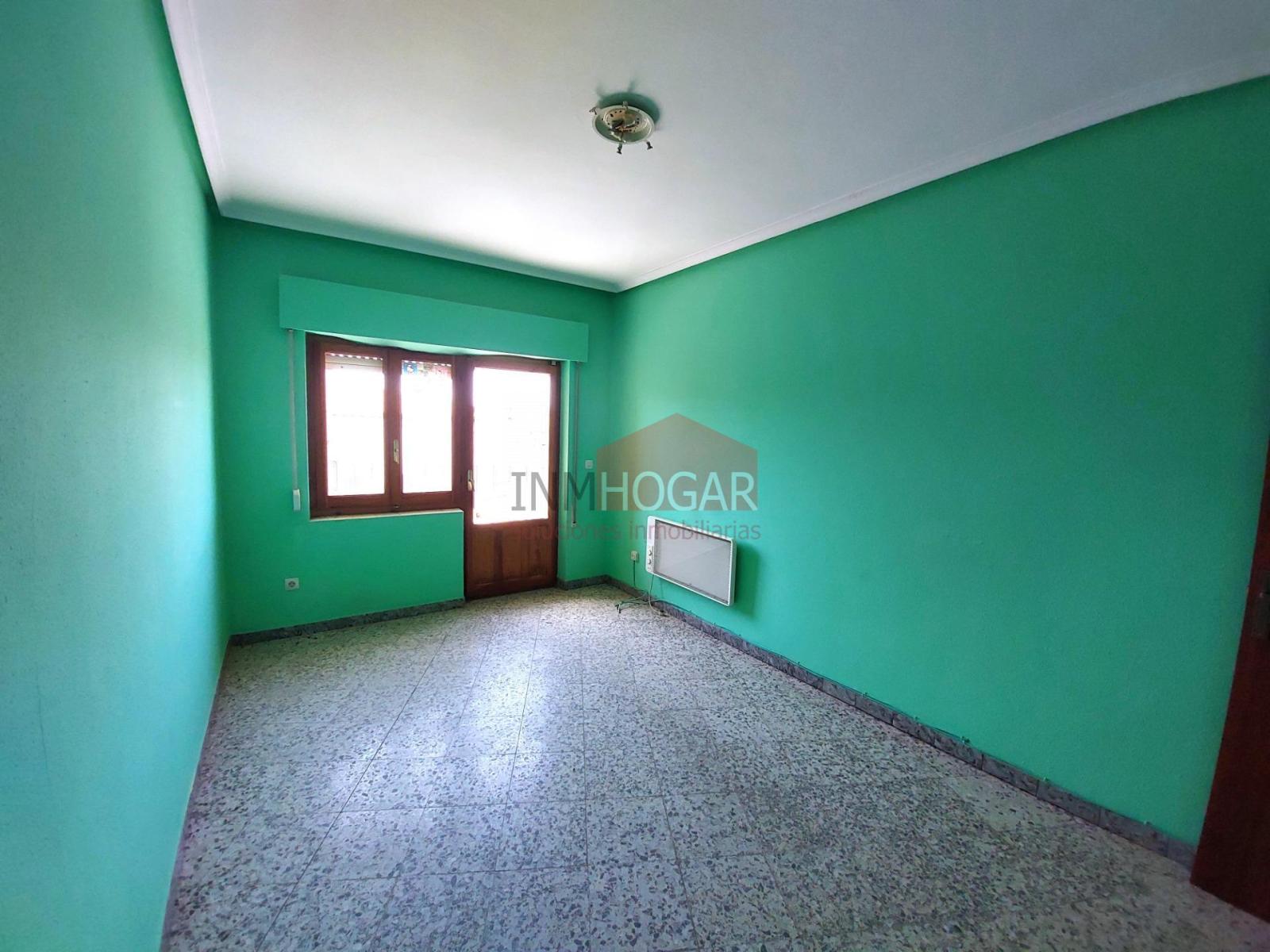 Rural House for Sale in Palacios de Goda