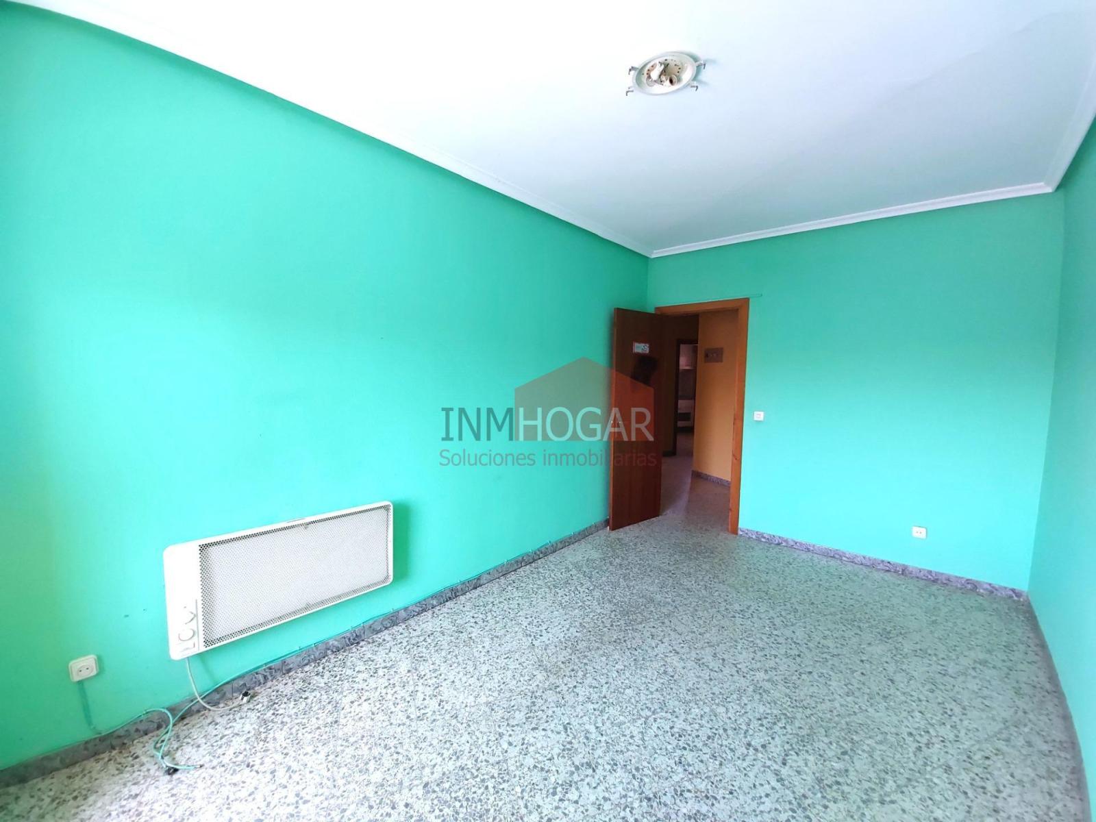 Rural House for Sale in Palacios de Goda
