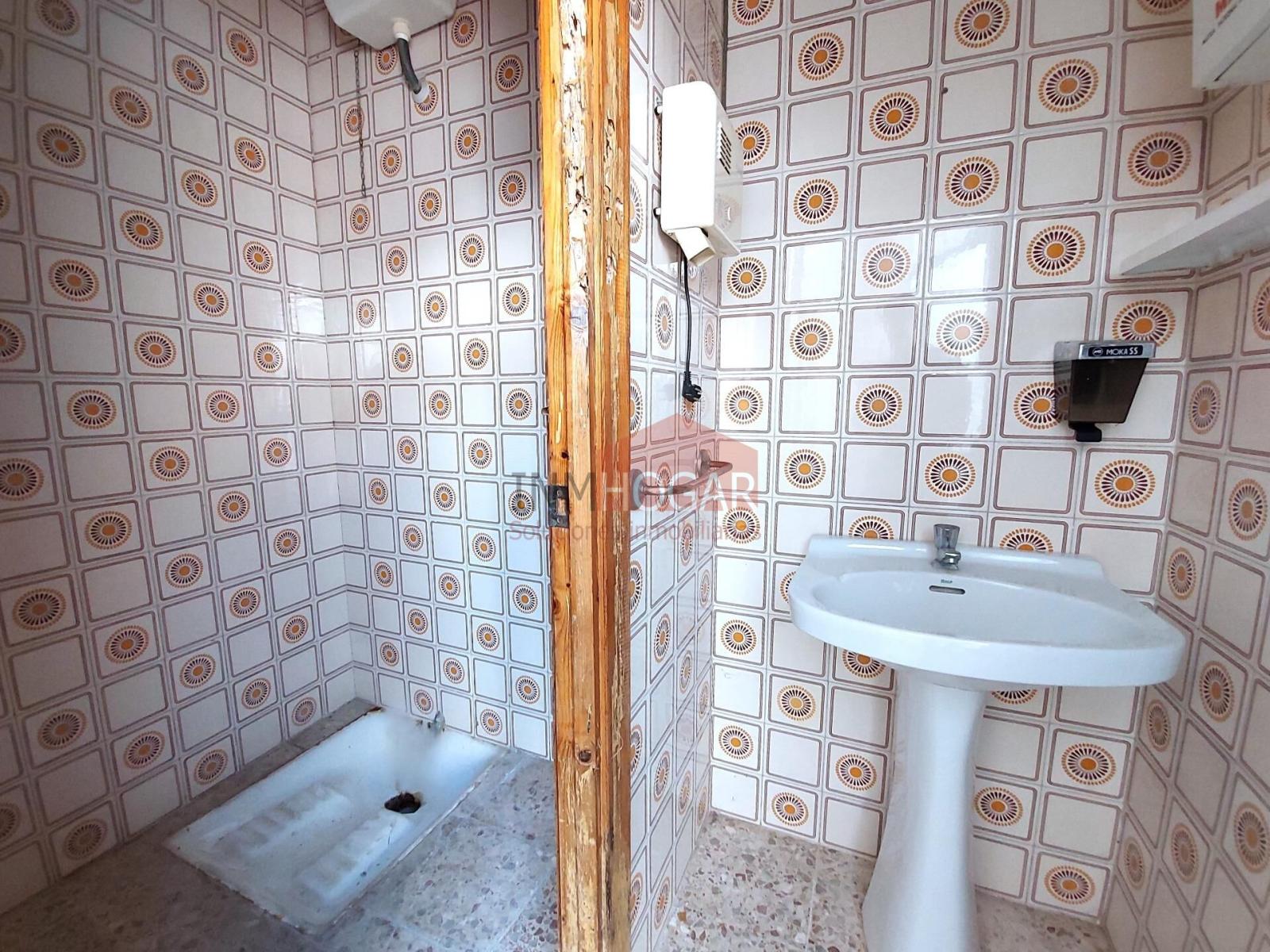 Rural House for Sale in Palacios de Goda