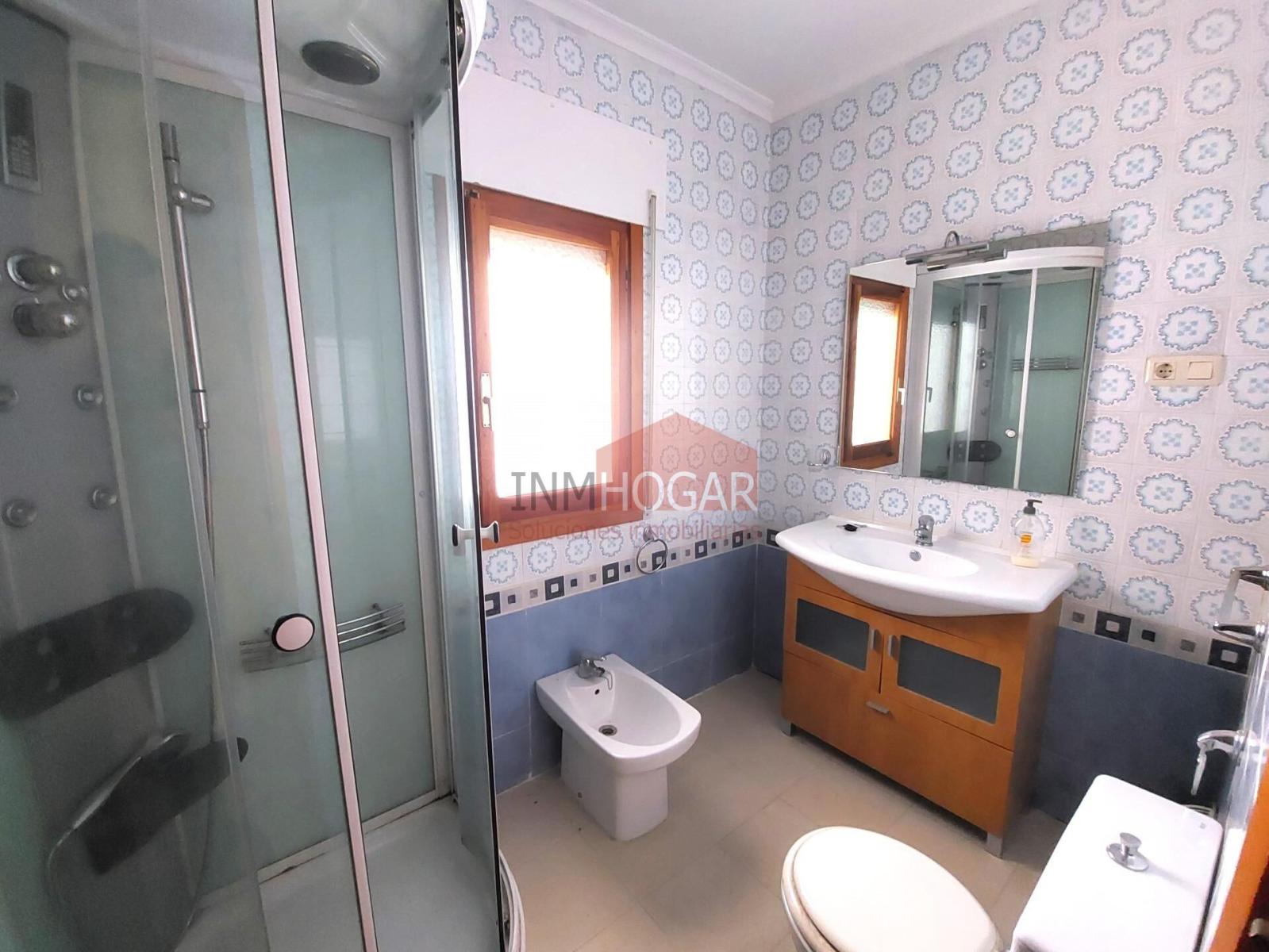 Rural House for Sale in Palacios de Goda
